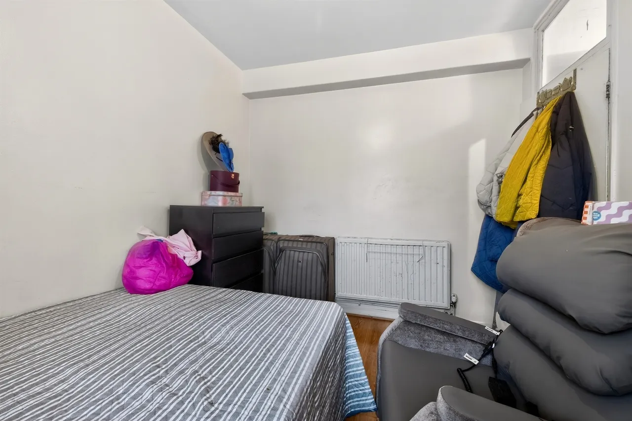 Coldharbour Lane, London, photo 12