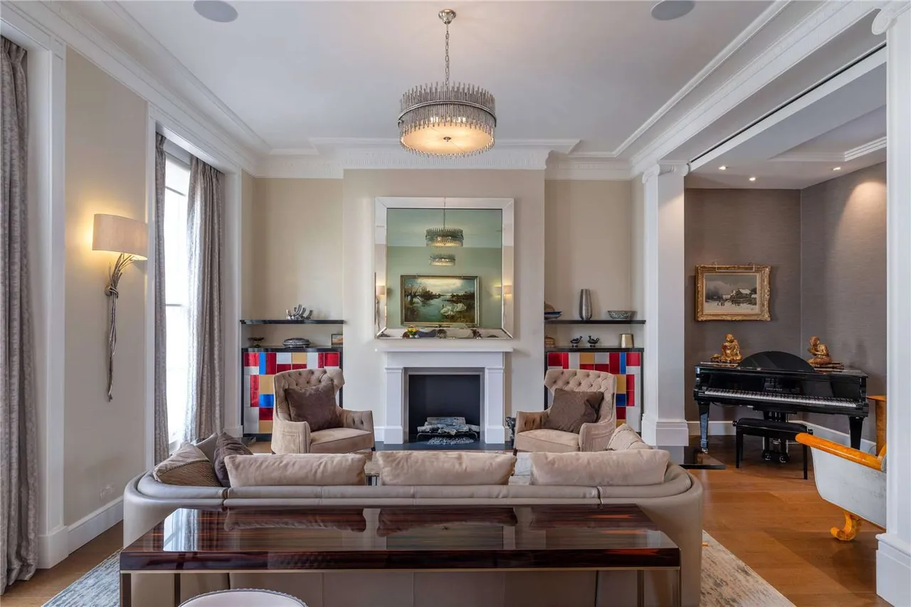 Chester Terrace, Regent's Park, London, NW1 4ND, photo 4