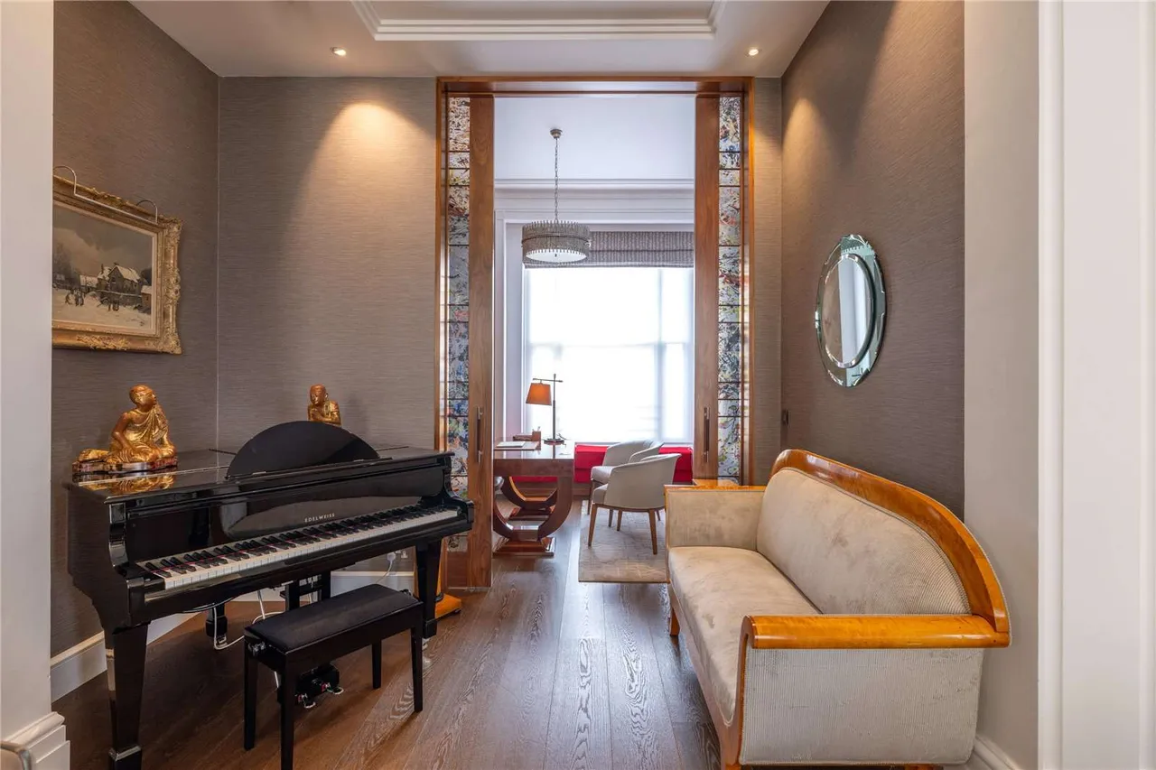 Chester Terrace, Regent's Park, London, NW1 4ND, photo 6
