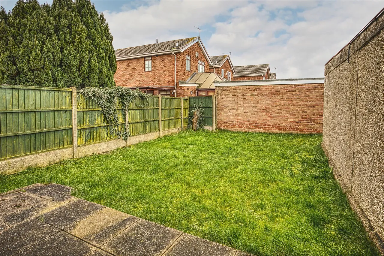 Maypole Lane, Littleover, photo 16