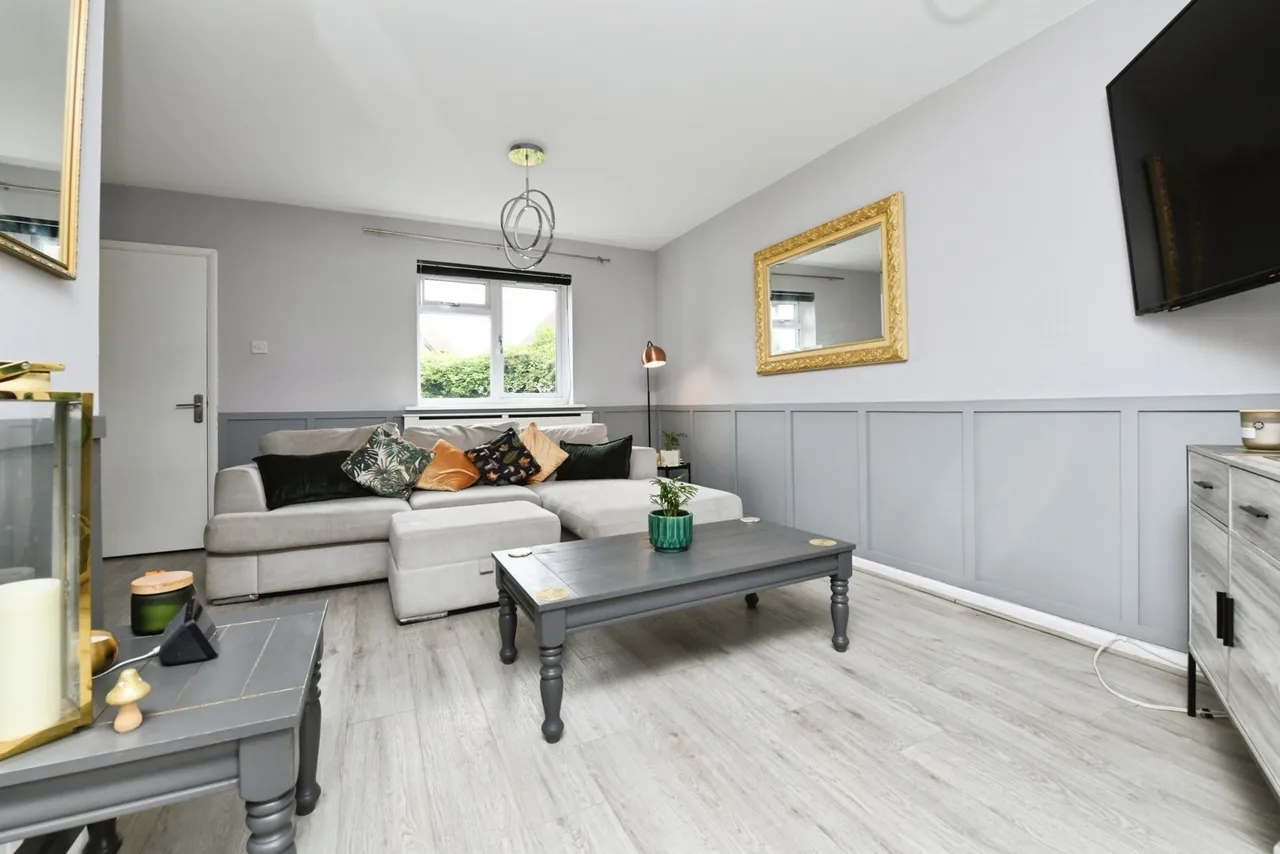 Box Close, Basildon, Essex, SS15, photo 2
