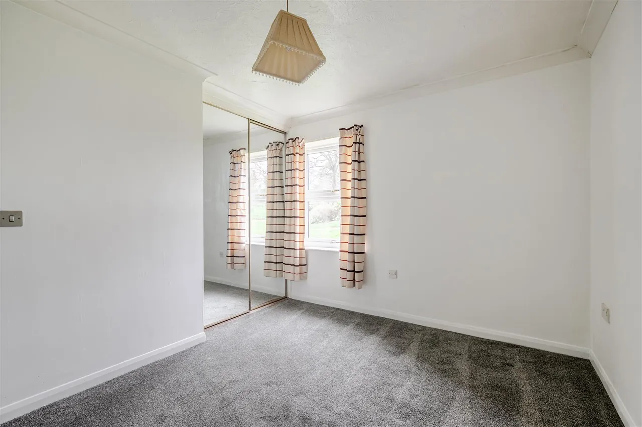 Meadow Drive, Devizes, SN10, photo 10