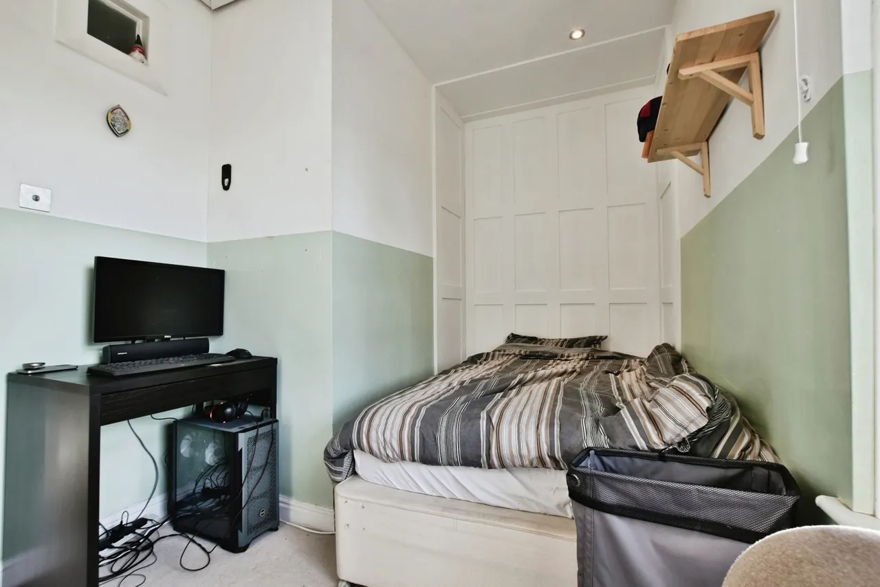 Heyes Lane, Alderley Edge, Cheshire, SK9, photo 17