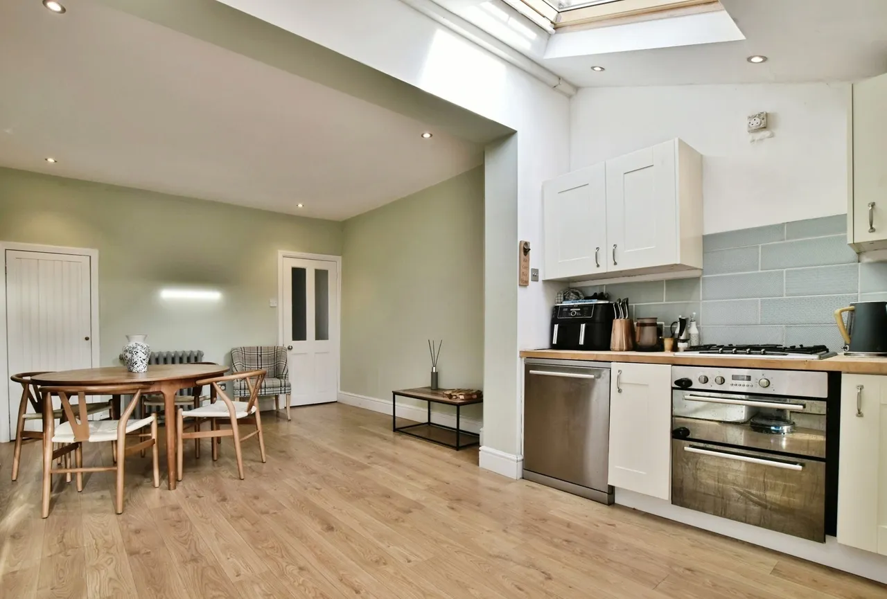 Heyes Lane, Alderley Edge, Cheshire, SK9, photo 6