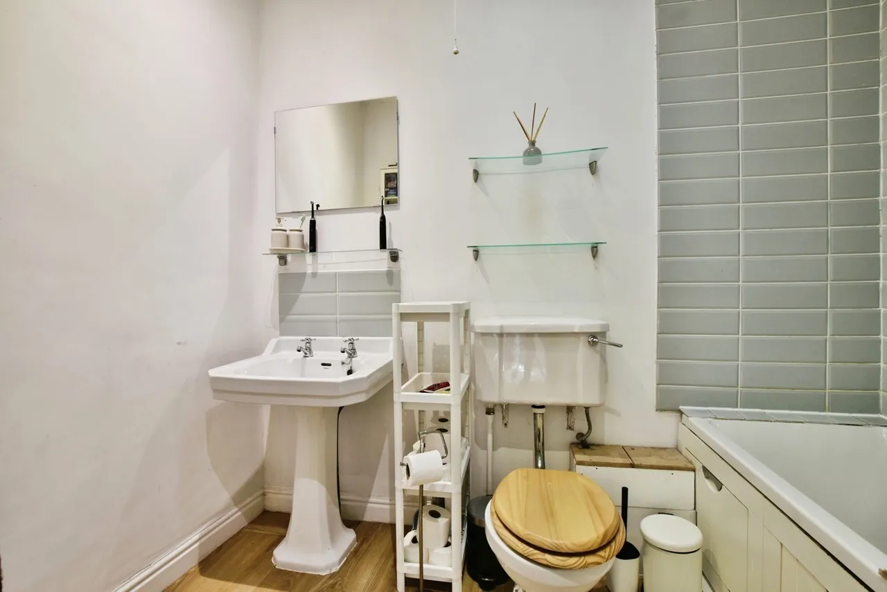 Heyes Lane, Alderley Edge, Cheshire, SK9, photo 16