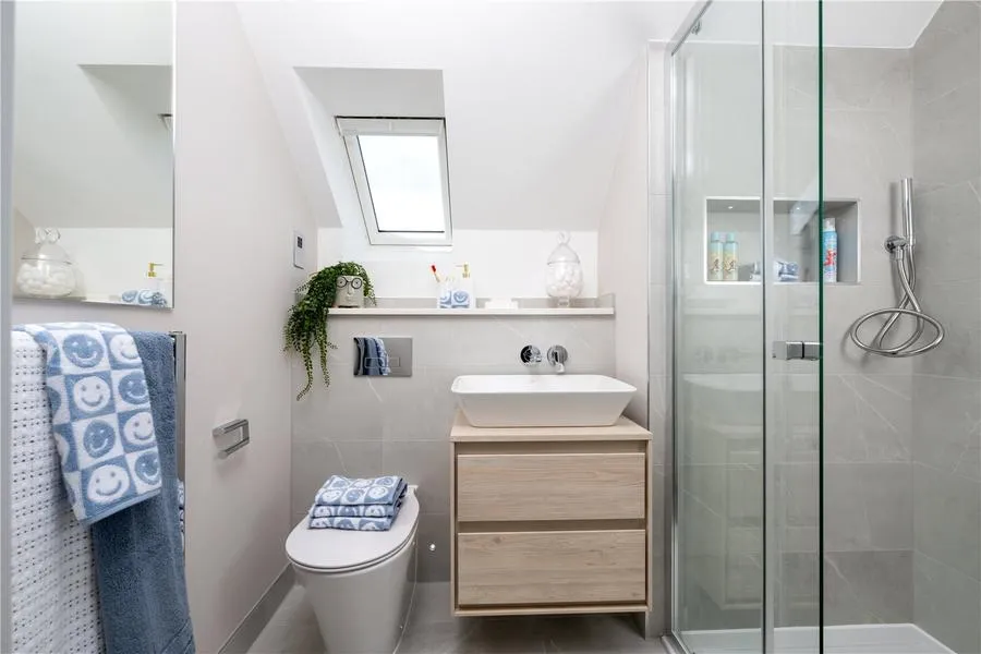 Moorfield Mews, Staines-upon-Thames, TW18, photo 7