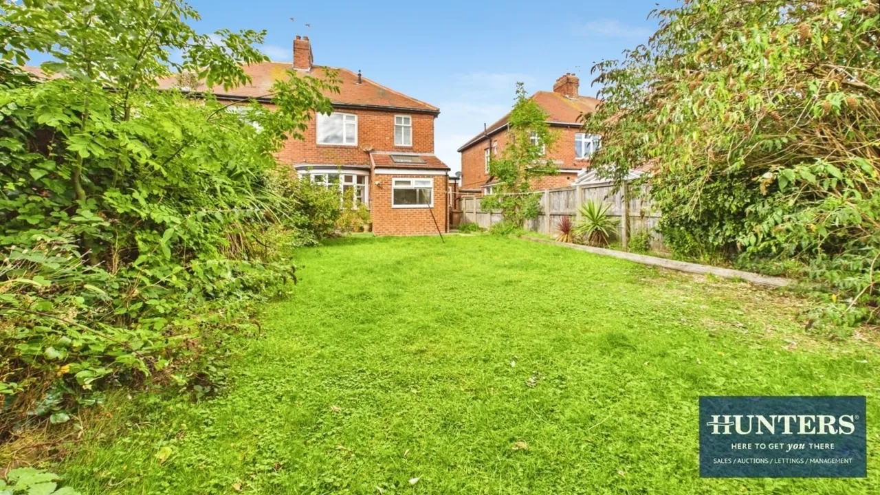 Thompson Road, Fulwell, SR5, photo 20