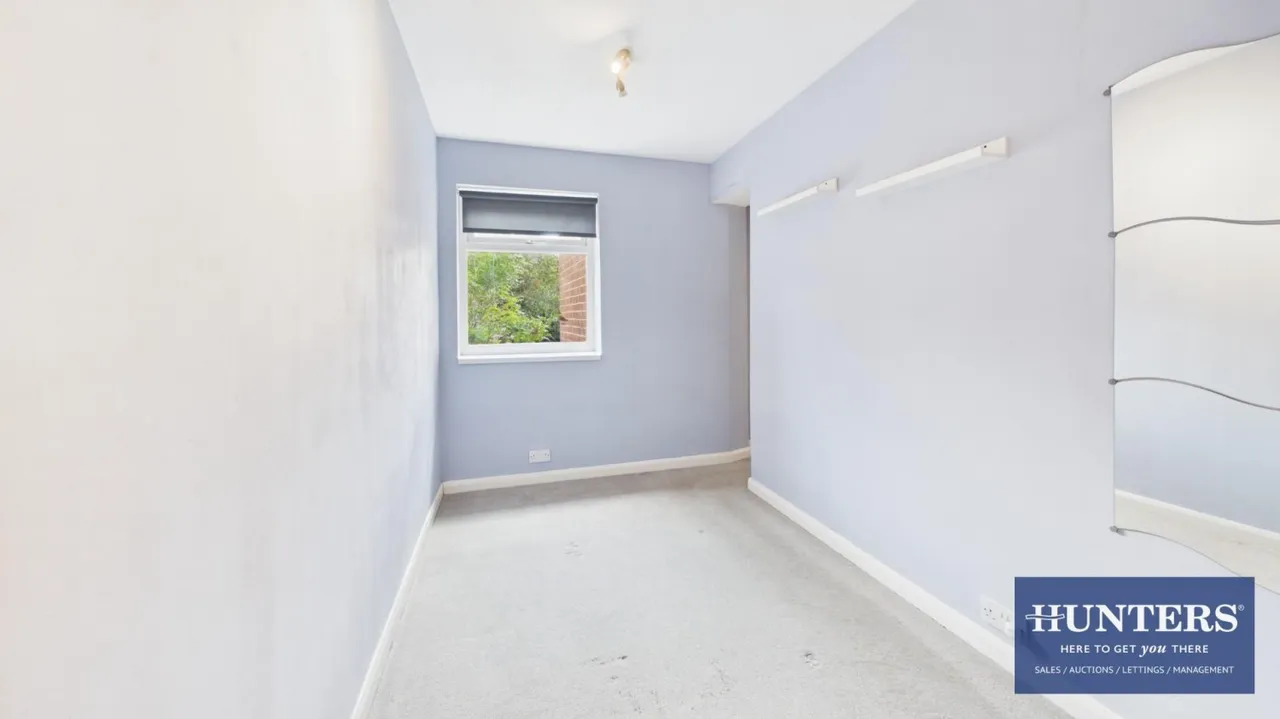 Thompson Road, Fulwell, SR5, photo 10