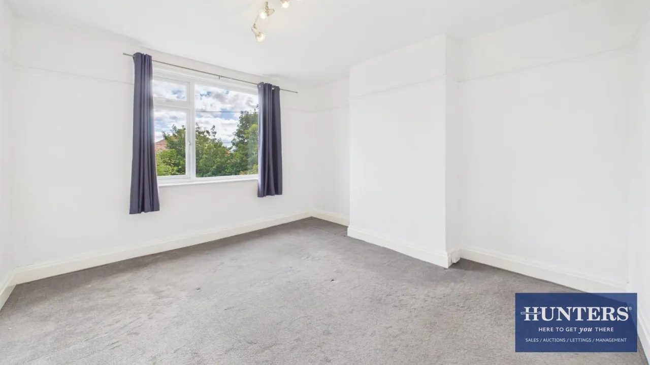 Thompson Road, Fulwell, SR5, photo 15