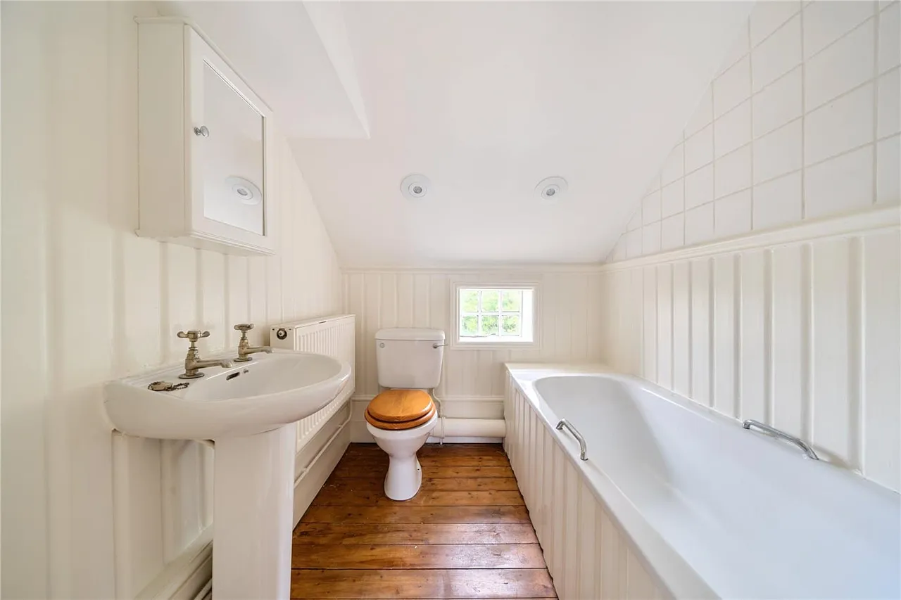 Wilmington, Polegate, BN26, photo 22
