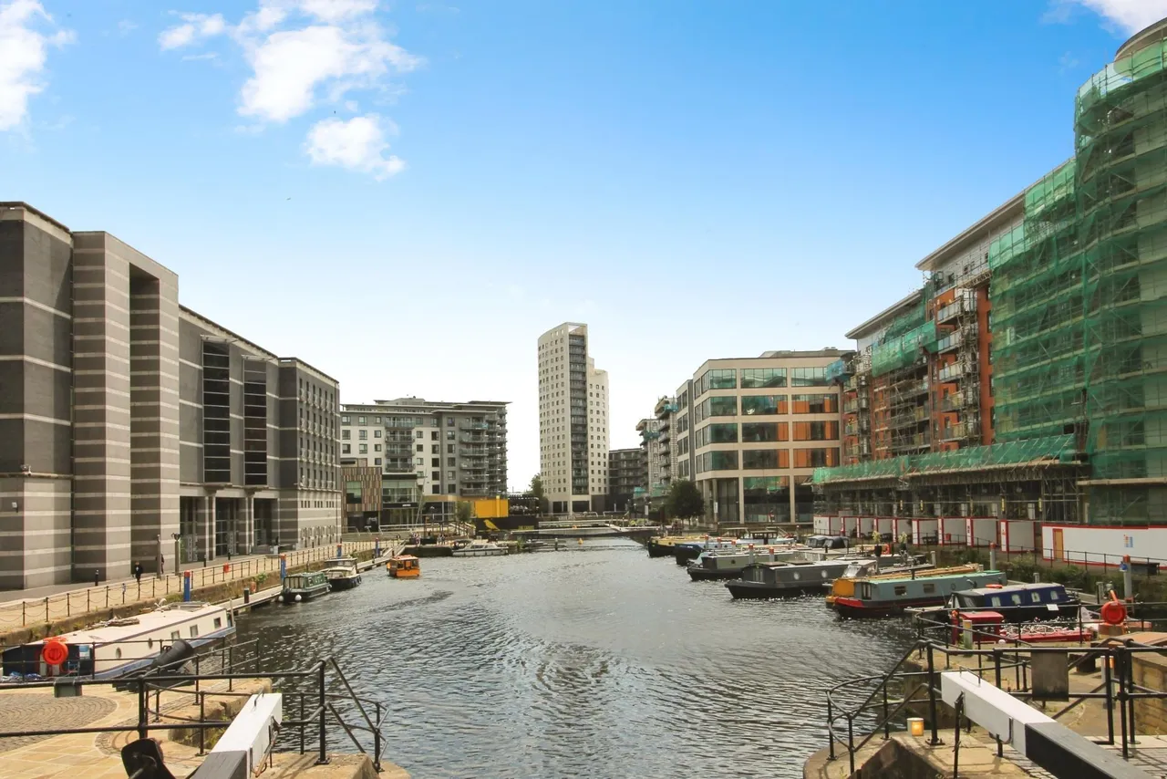 1 bed flat for sale, The Boulevard, Leeds, LS10