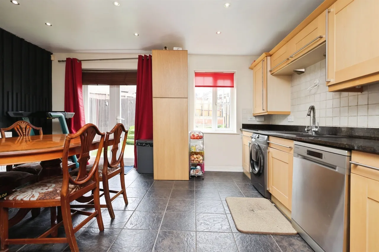 Delingpole Walk, Cradley Heath, B64, photo 19