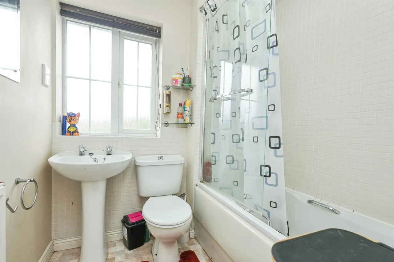 Delingpole Walk, Cradley Heath, B64, photo 12