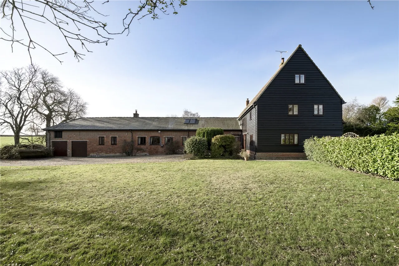 Haverhill Road, Barnardiston, photo 3