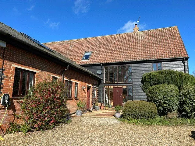 4 bed house for sale, Haverhill Road, Barnardiston