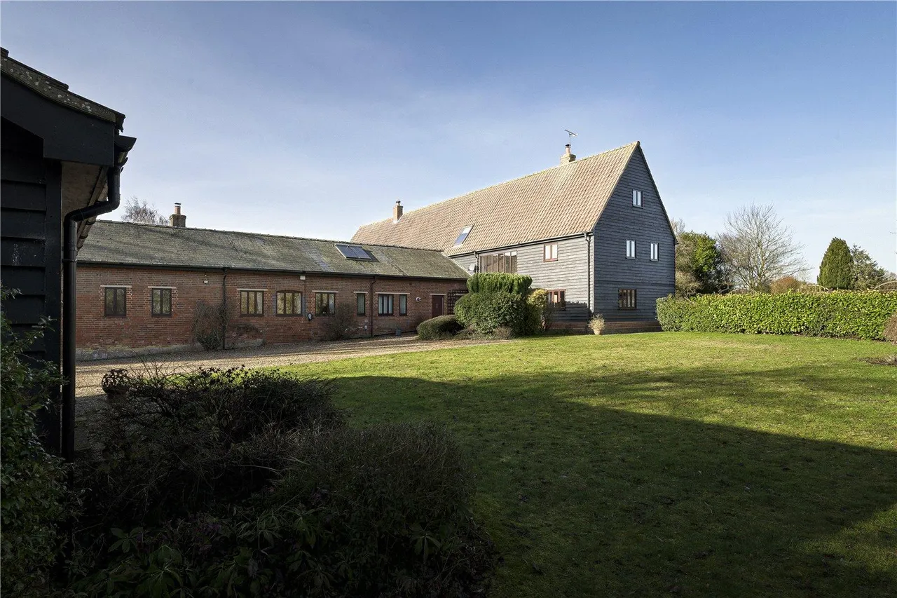 Haverhill Road, Barnardiston, photo 40