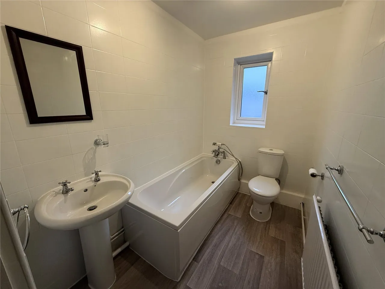 Sarlou Court, Uplands, SA2, photo 11