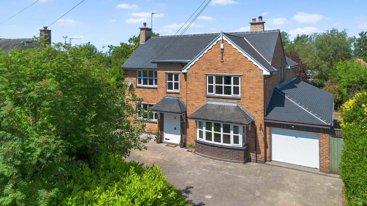 5 bed house for sale — Delphfields Road, Appleton, Warrington, Warrington, WA4 5BY