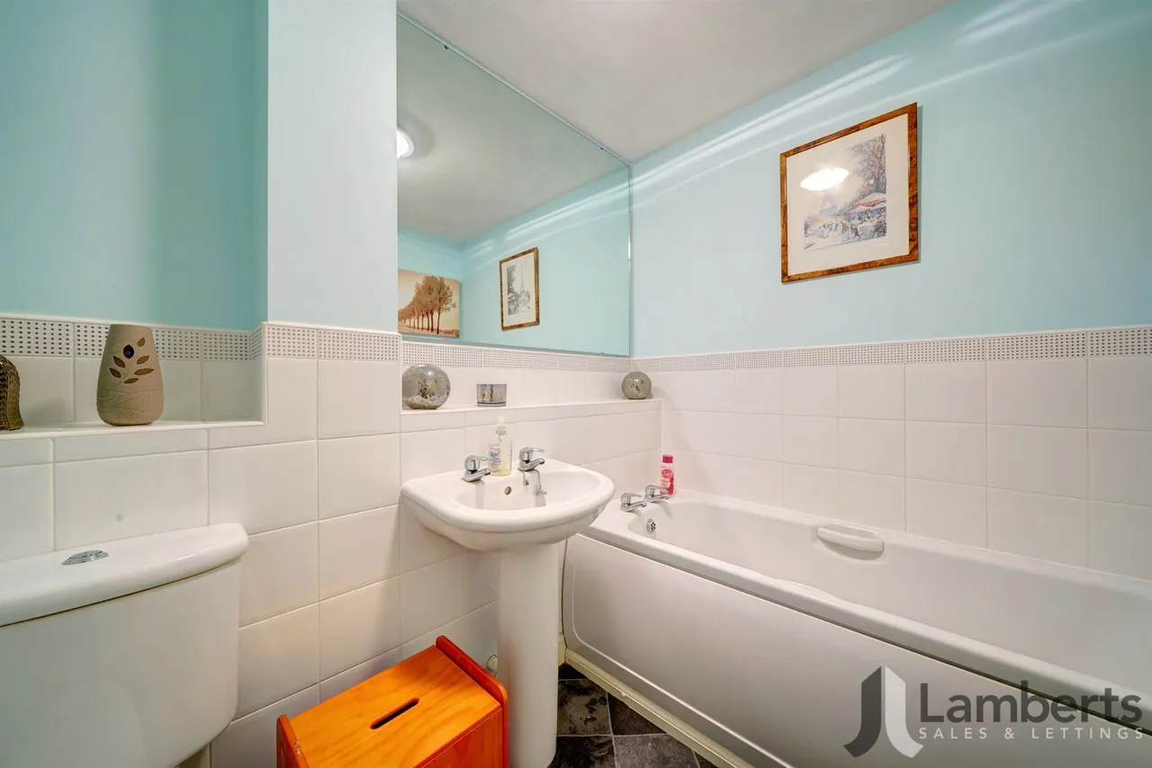 89 Hedgerow Close, Redditch, photo 15
