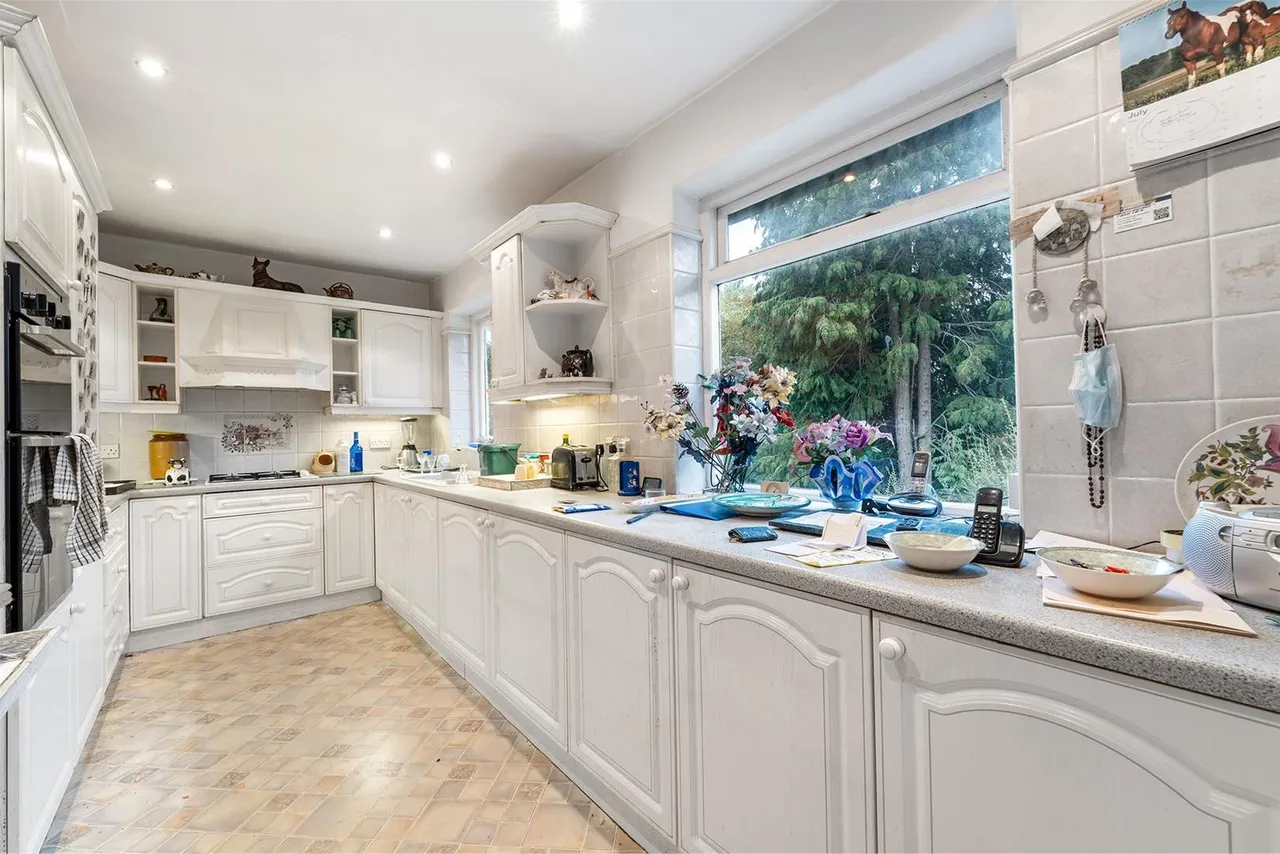 Rainow Road, Macclesfield, photo 6