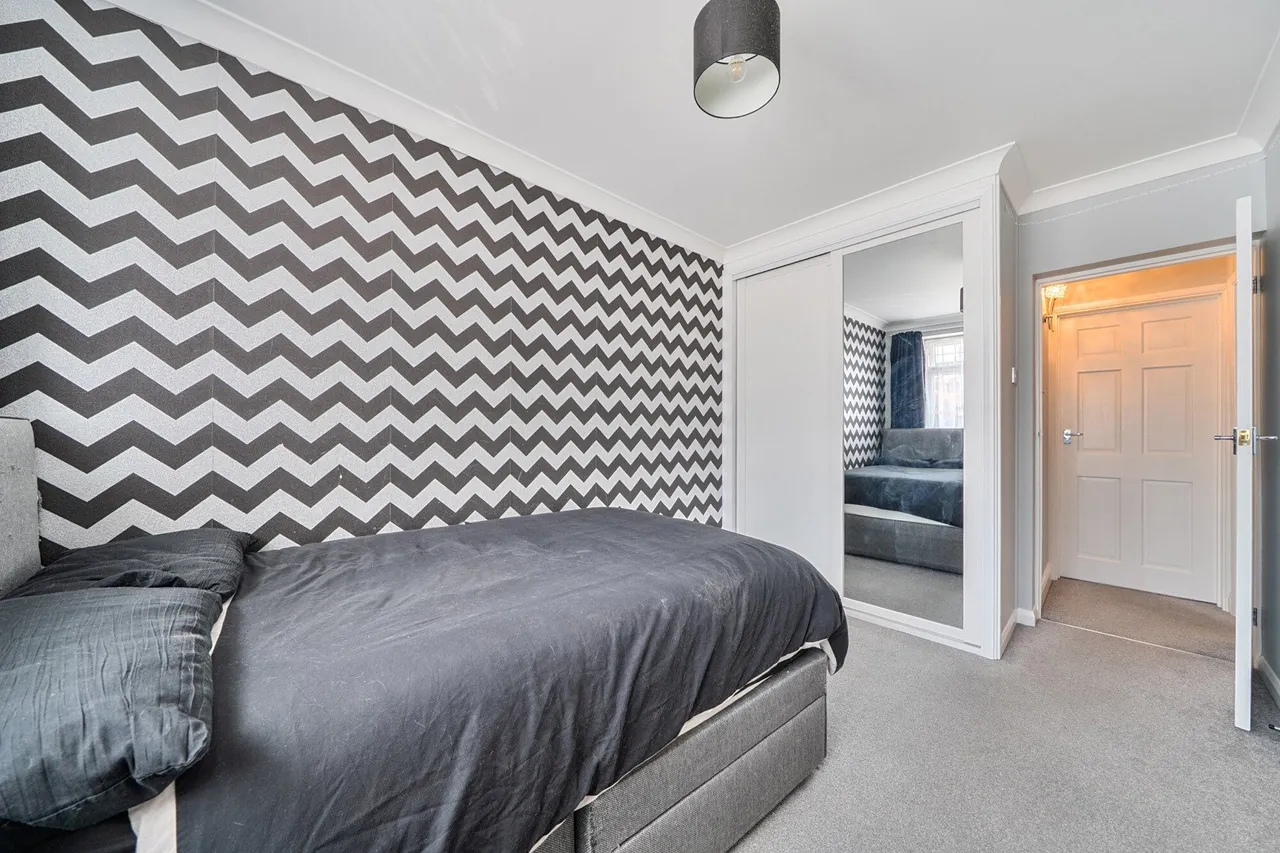 Hurst Road, DA15, photo 19