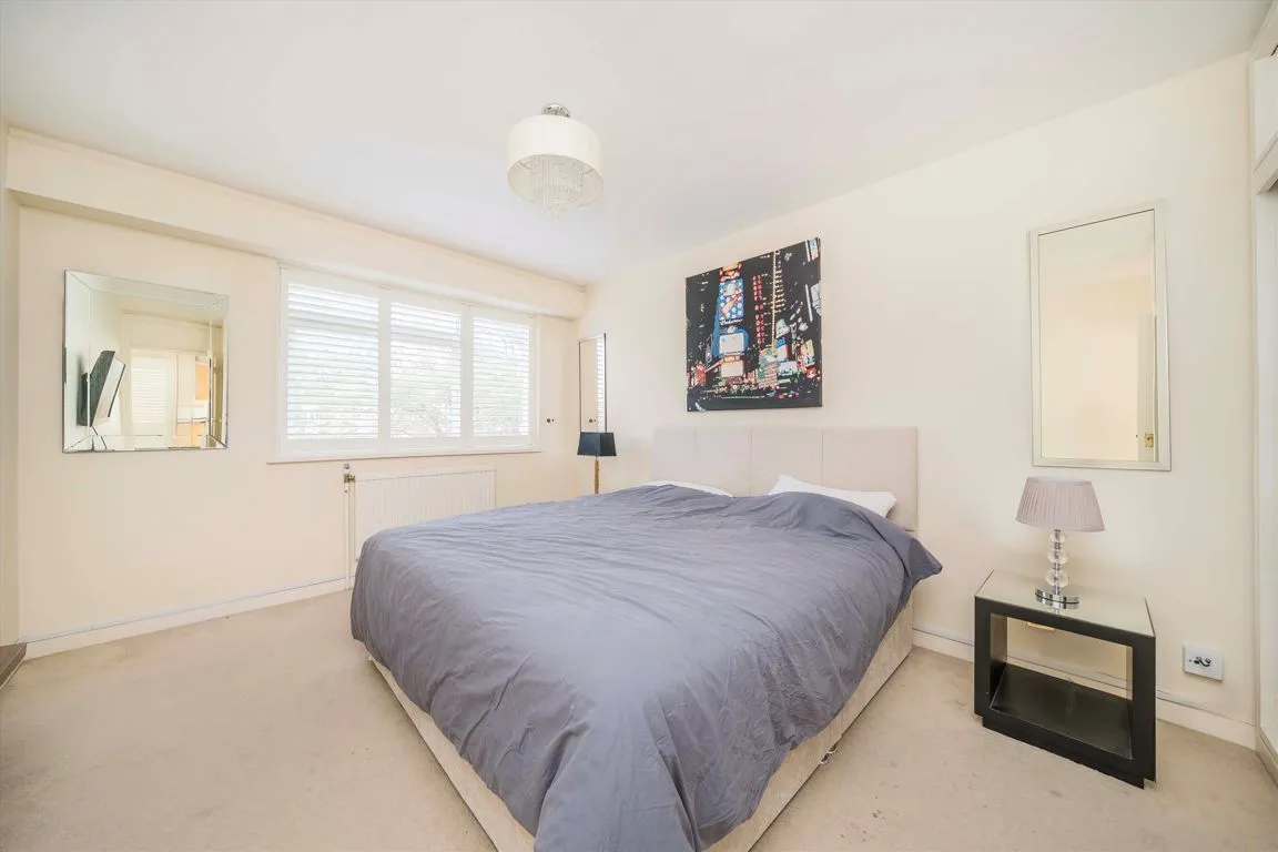 Courtlands, Richmond, TW10, photo 4