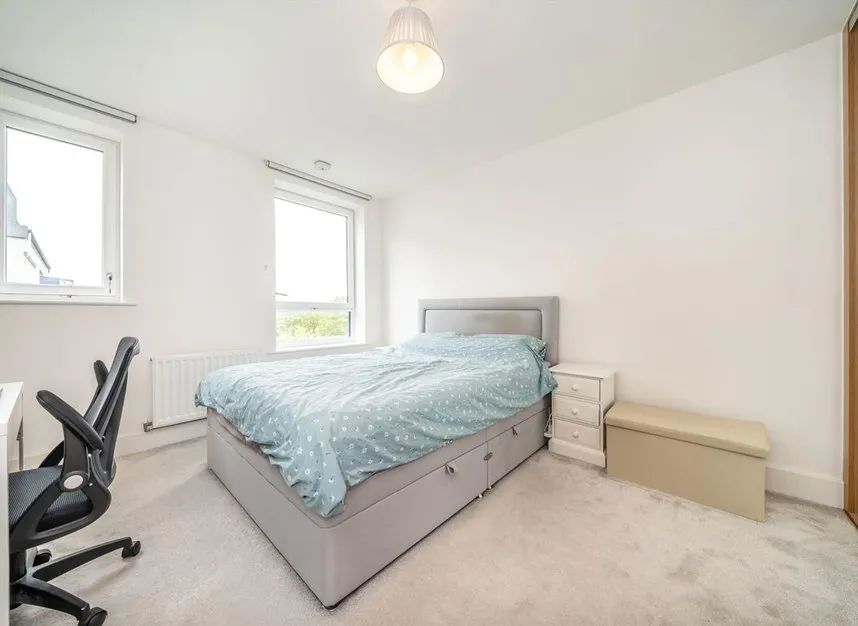 London Road, Isleworth, TW7, photo 4