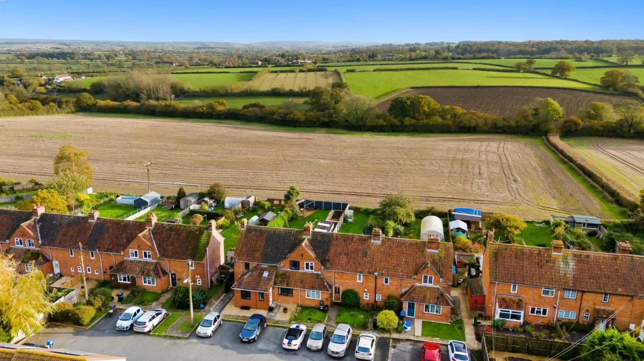 Templecombe, BA8, photo 21