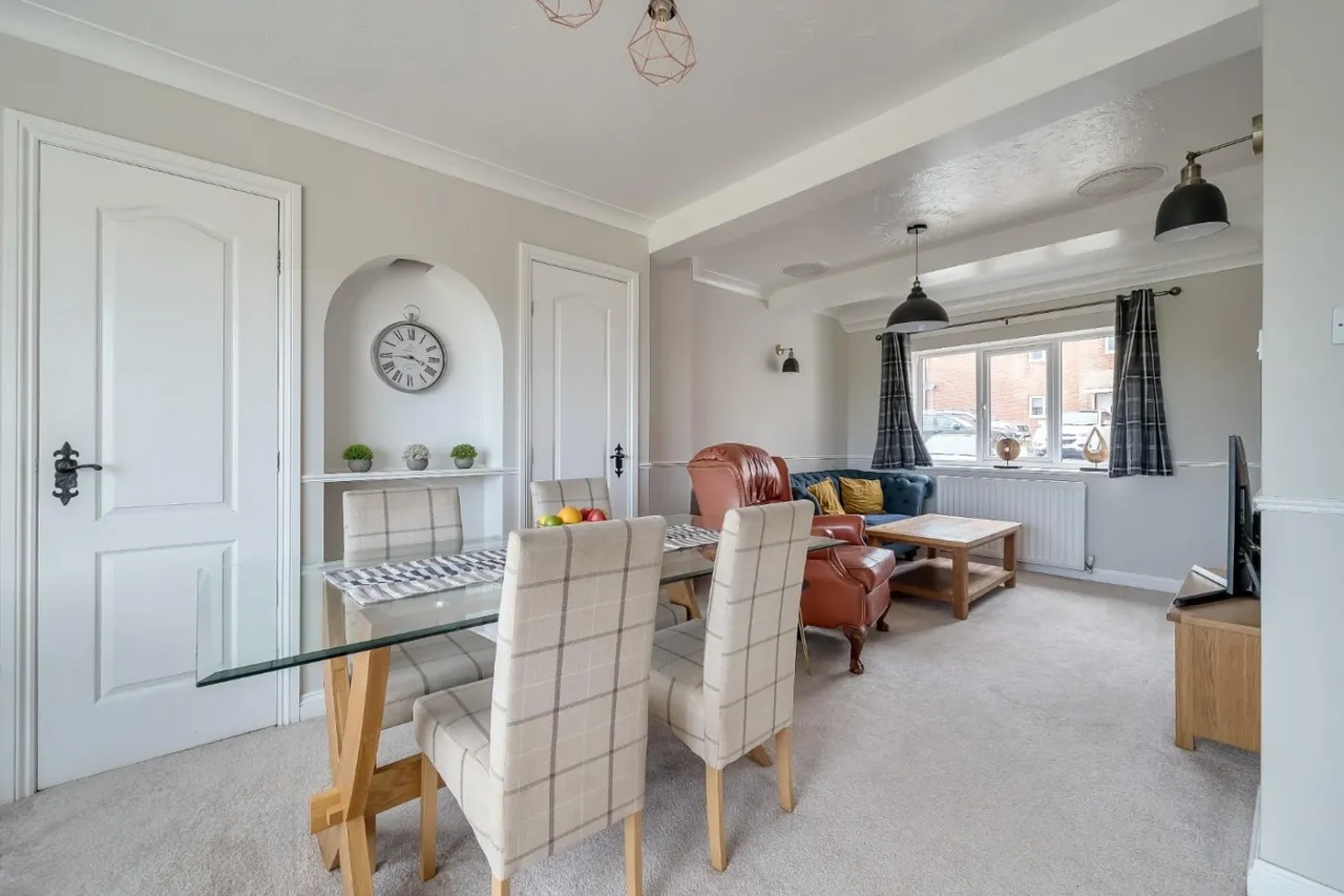 Templecombe, BA8, photo 4