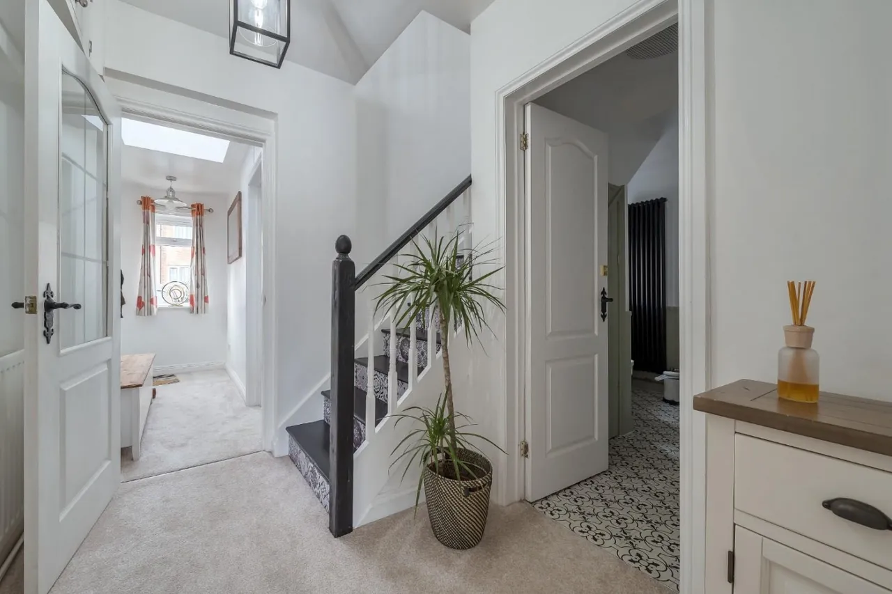 Templecombe, BA8, photo 6