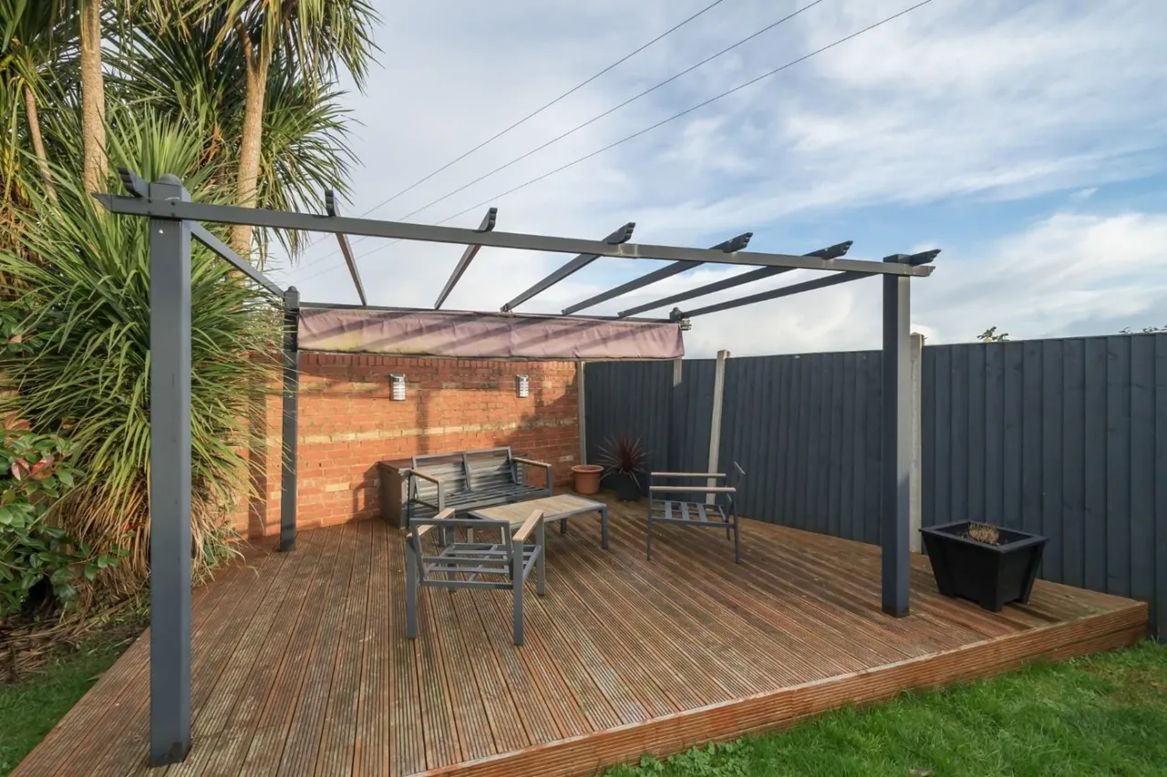 Templecombe, BA8, photo 17