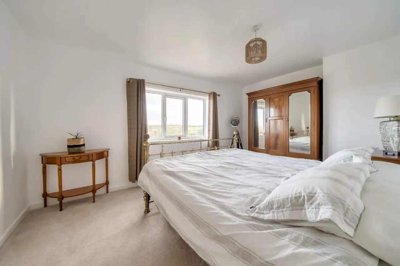 Templecombe, BA8, photo 9