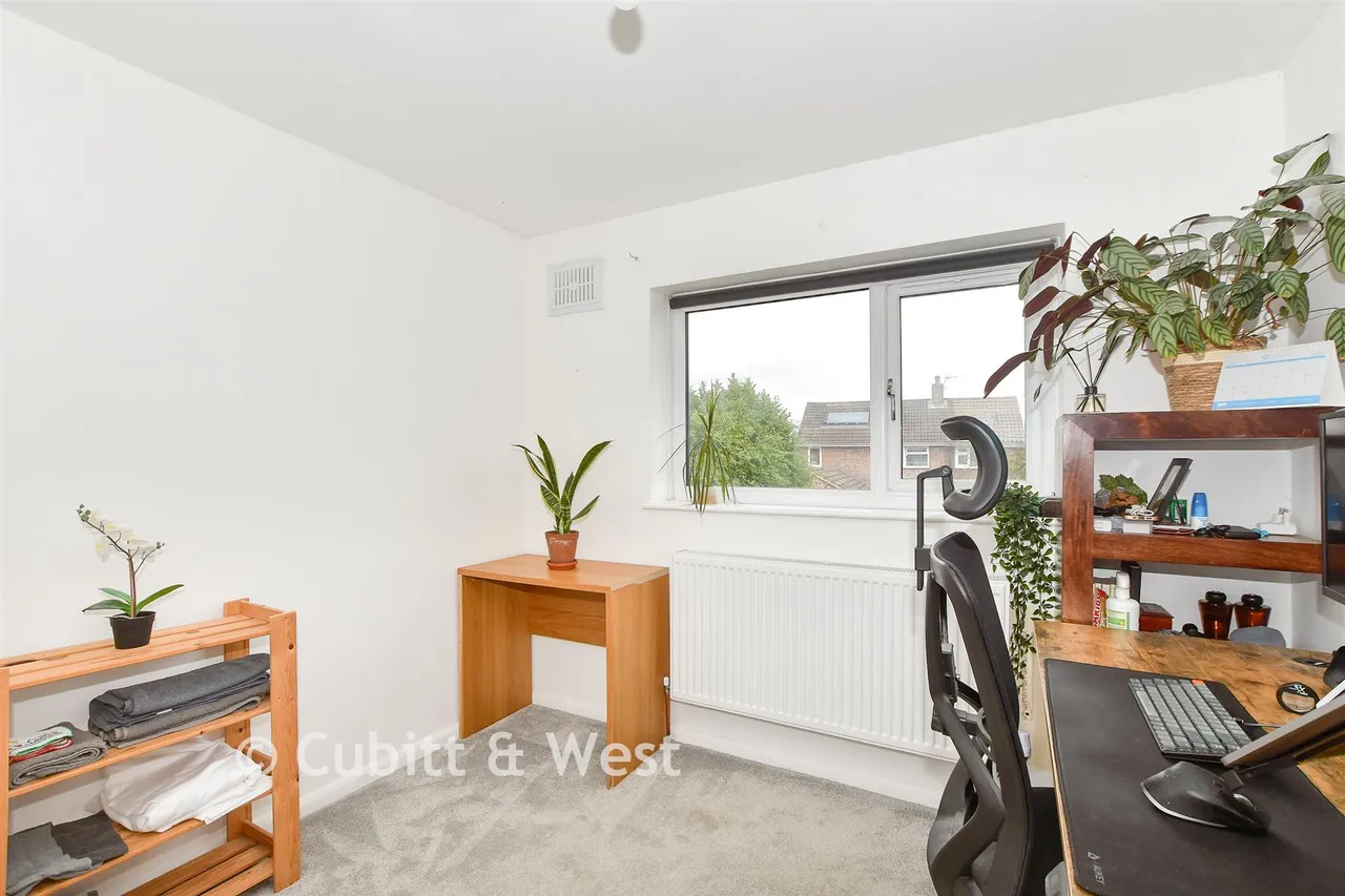 Woodleigh Road, Burgess Hill, RH15, photo 8