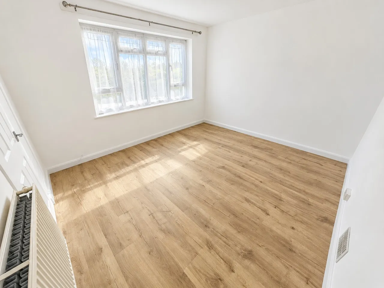 Old Ruislip Road, Northolt, UB5, photo 9