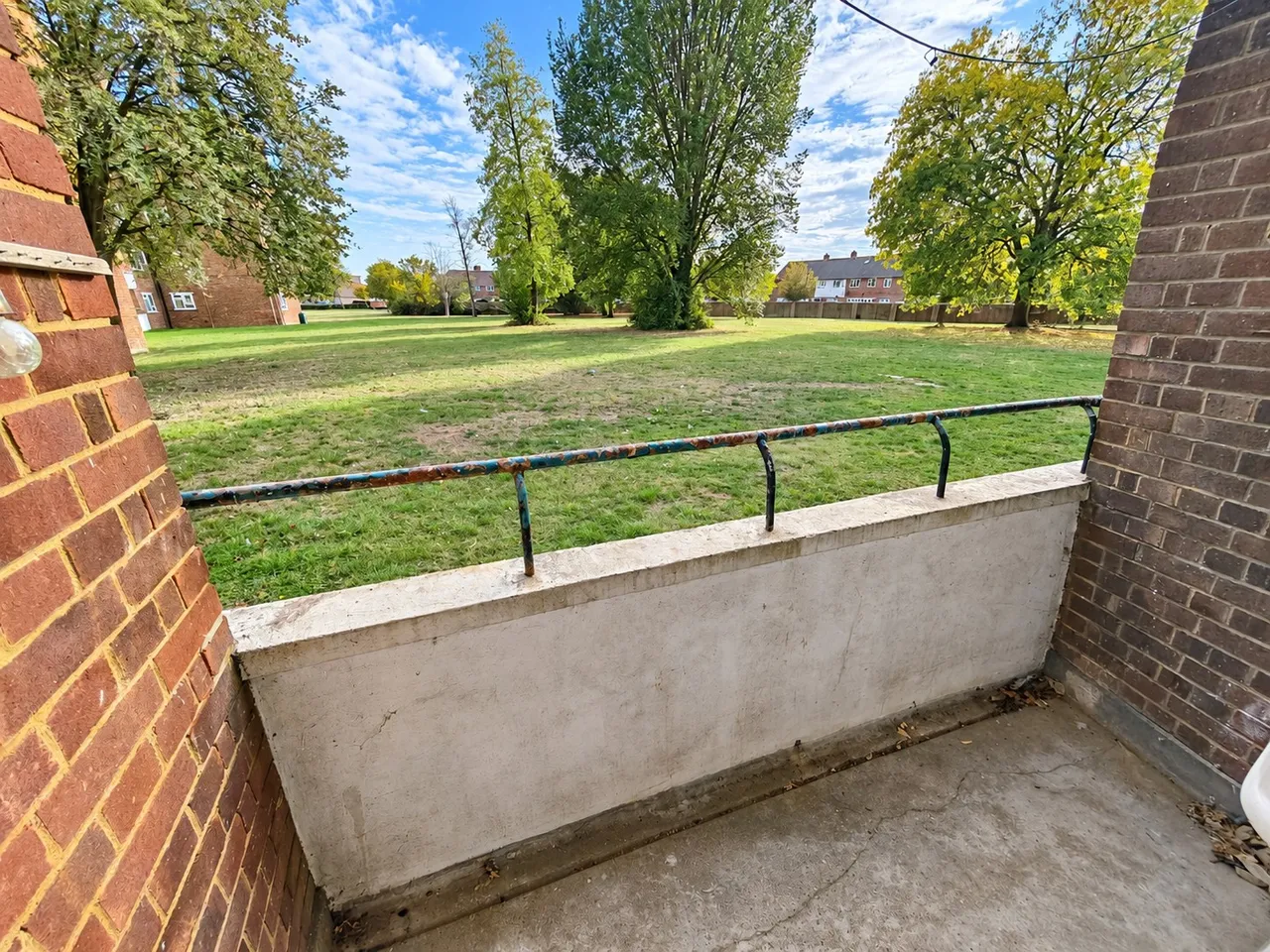 Old Ruislip Road, Northolt, UB5, photo 6