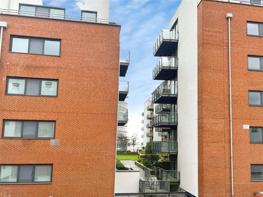 Channel Way, Ocean Village, SO14, photo 11