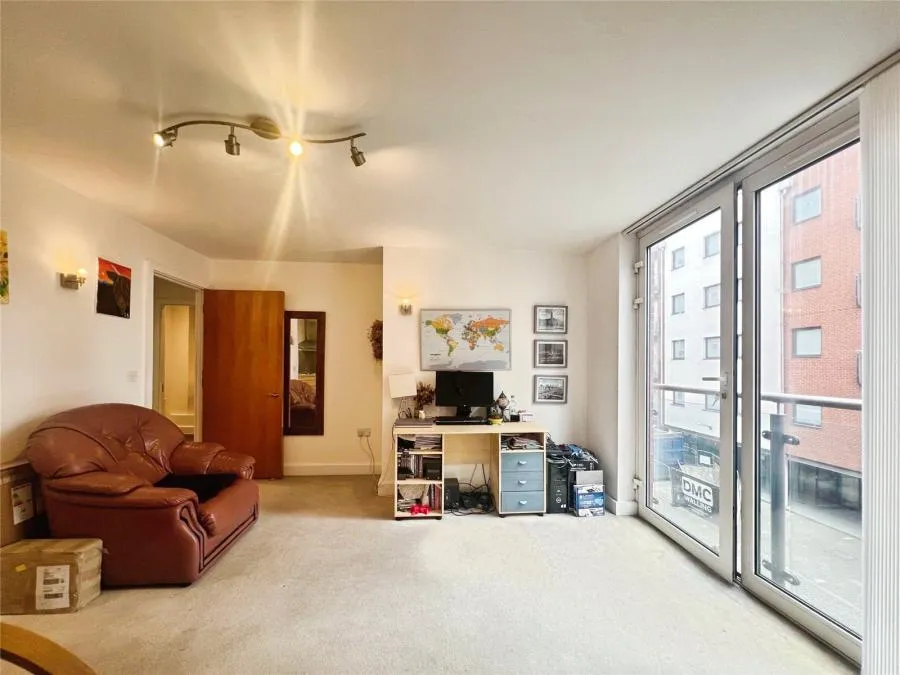 Channel Way, Ocean Village, SO14, photo 2
