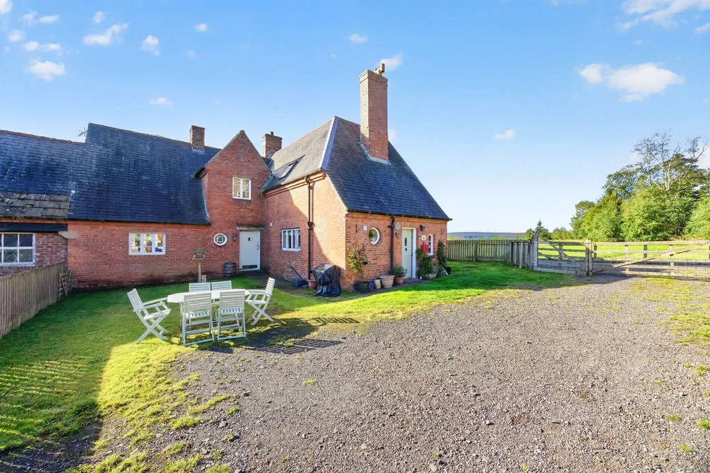 3 bed property for sale, Otterburn Hall Farm The Farmhouse Newcastle Upon Tyne NE19 1HE, NE19