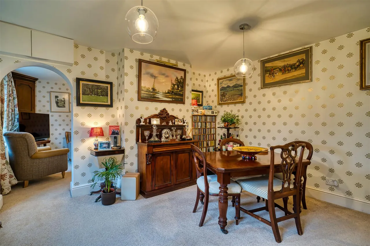 The Row, Sturminster Newton, photo 5