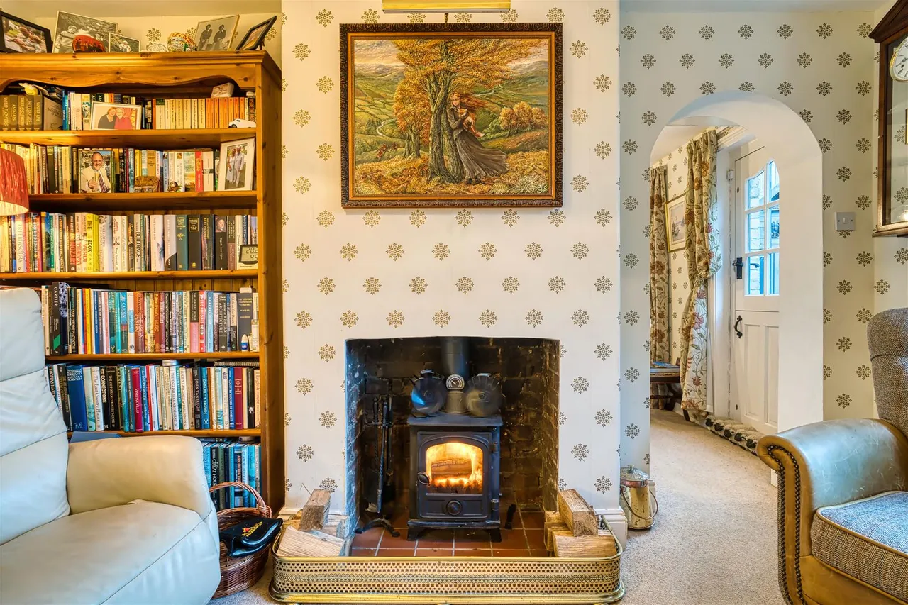 The Row, Sturminster Newton, photo 3
