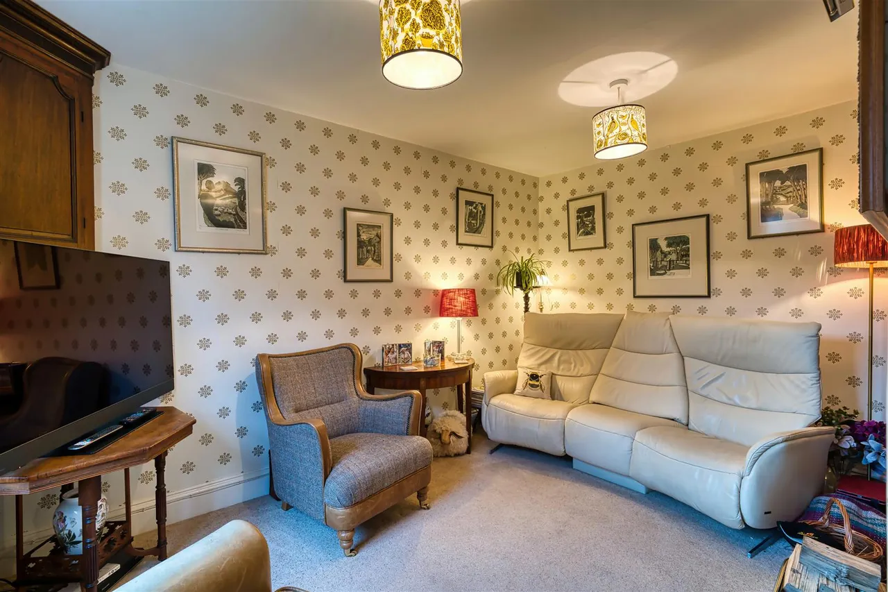 The Row, Sturminster Newton, photo 4