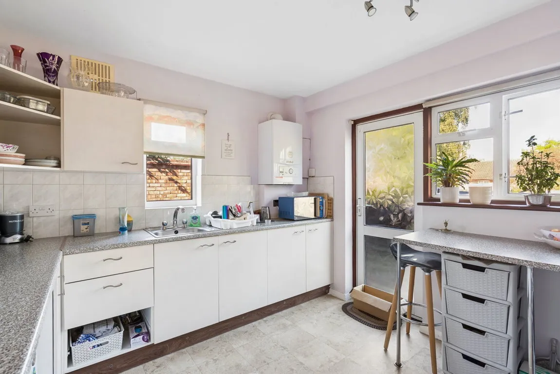 Ellement Close, Pinner, HA5, photo 4
