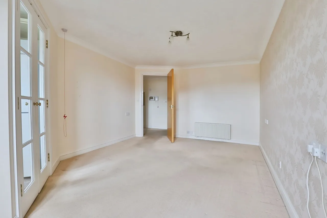 Regency Crescent, Christchurch, BH23, photo 9