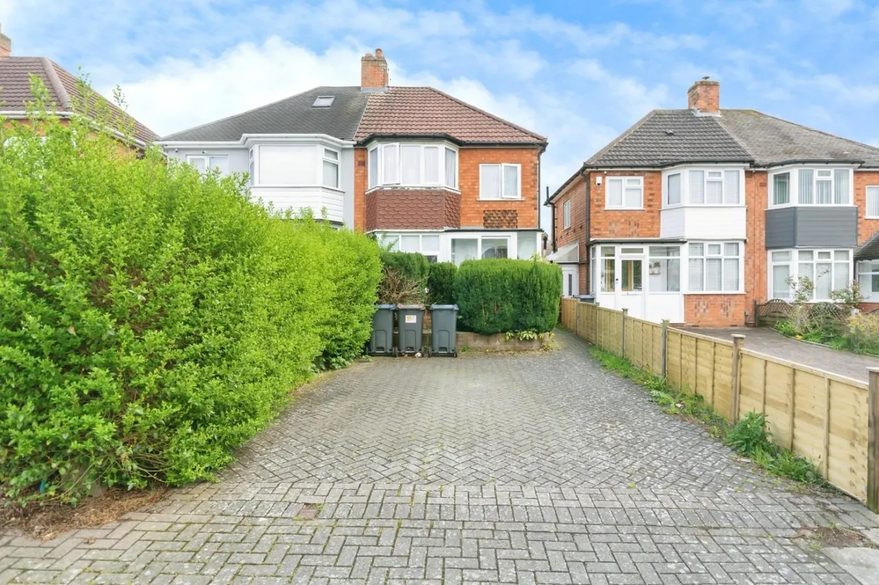 3 bed house for sale — Derron Avenue, Birmingham