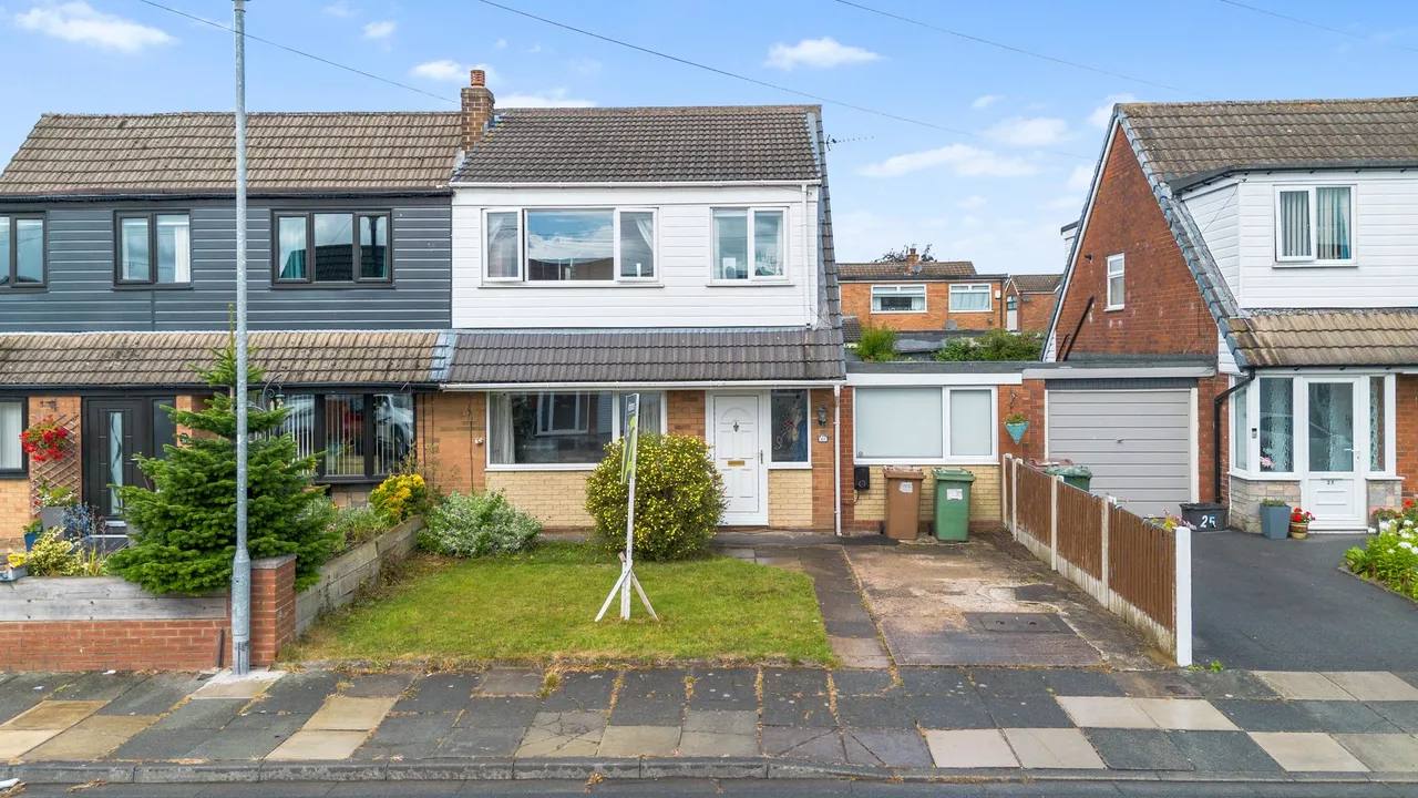 3 bed house for sale — Girvan Crescent, Ashton-In-Makerfield, Wigan, Wigan, WN4 0SS