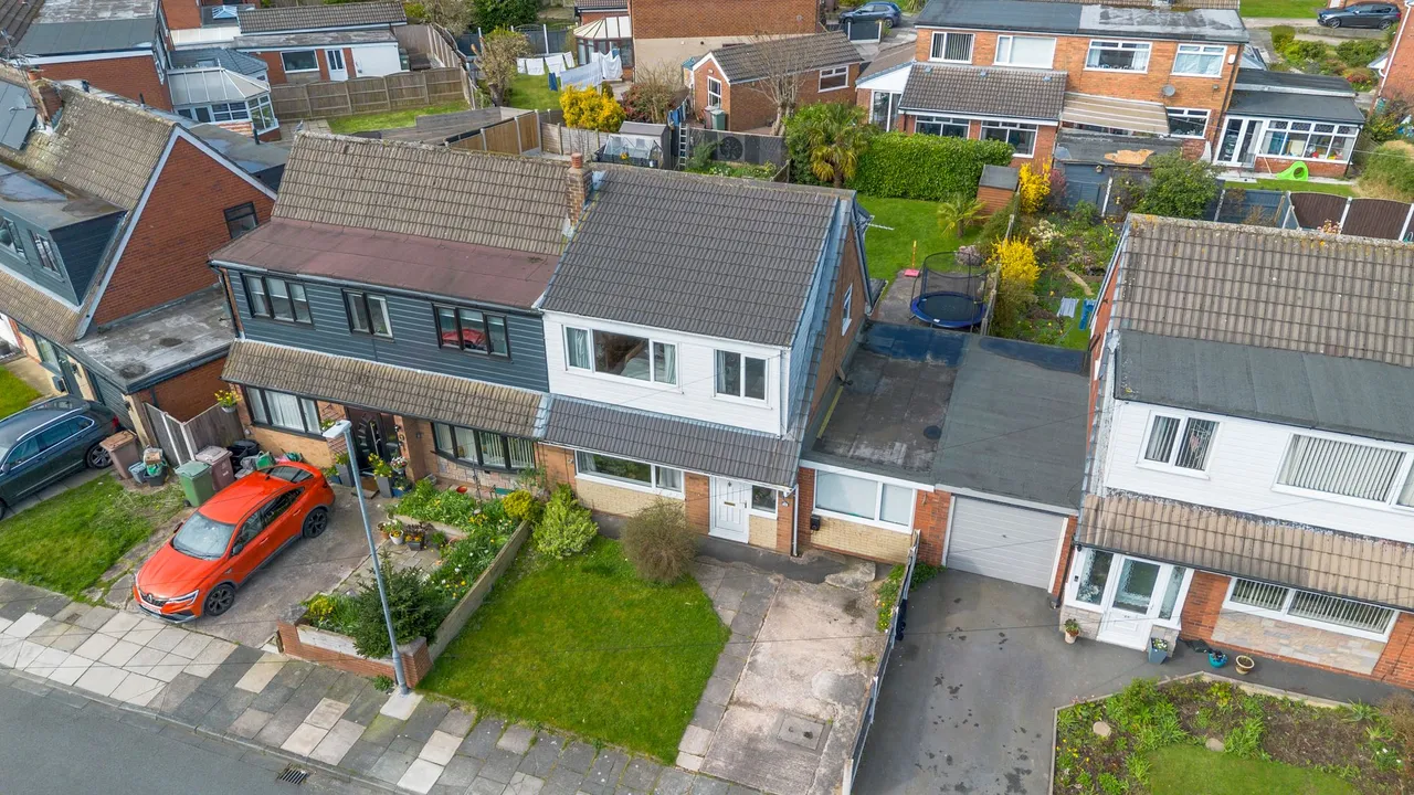 Girvan Crescent, Ashton-In-Makerfield, Wigan, Wigan, WN4 0SS, photo 5