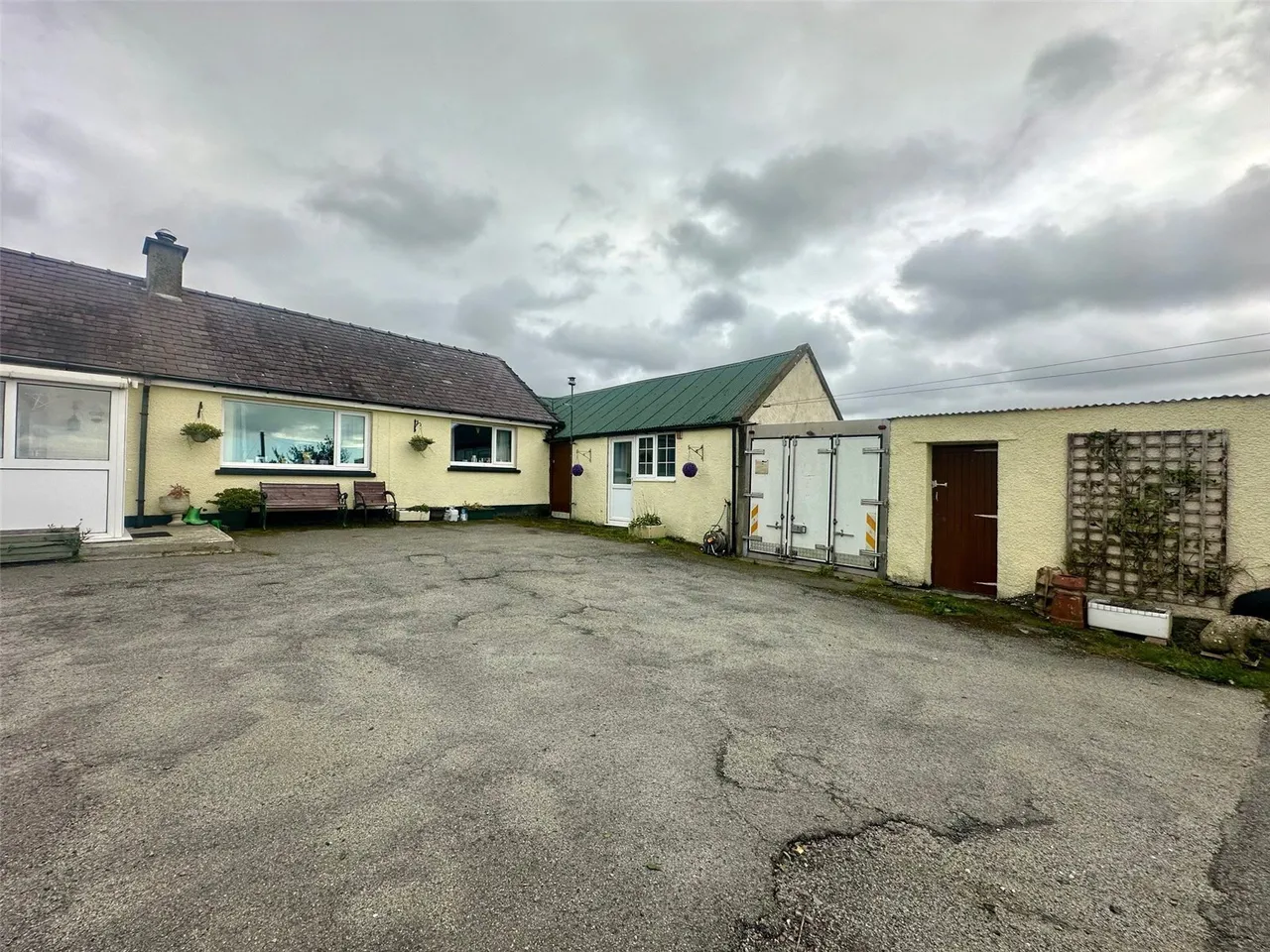 Ceunant, Caernarfon, LL55, photo 2