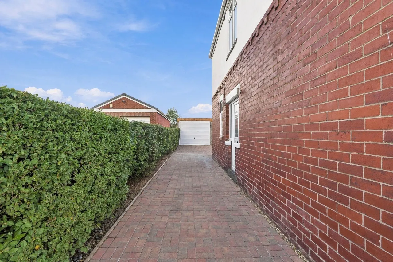 Braithwell Road, Rotherham, S65, photo 11