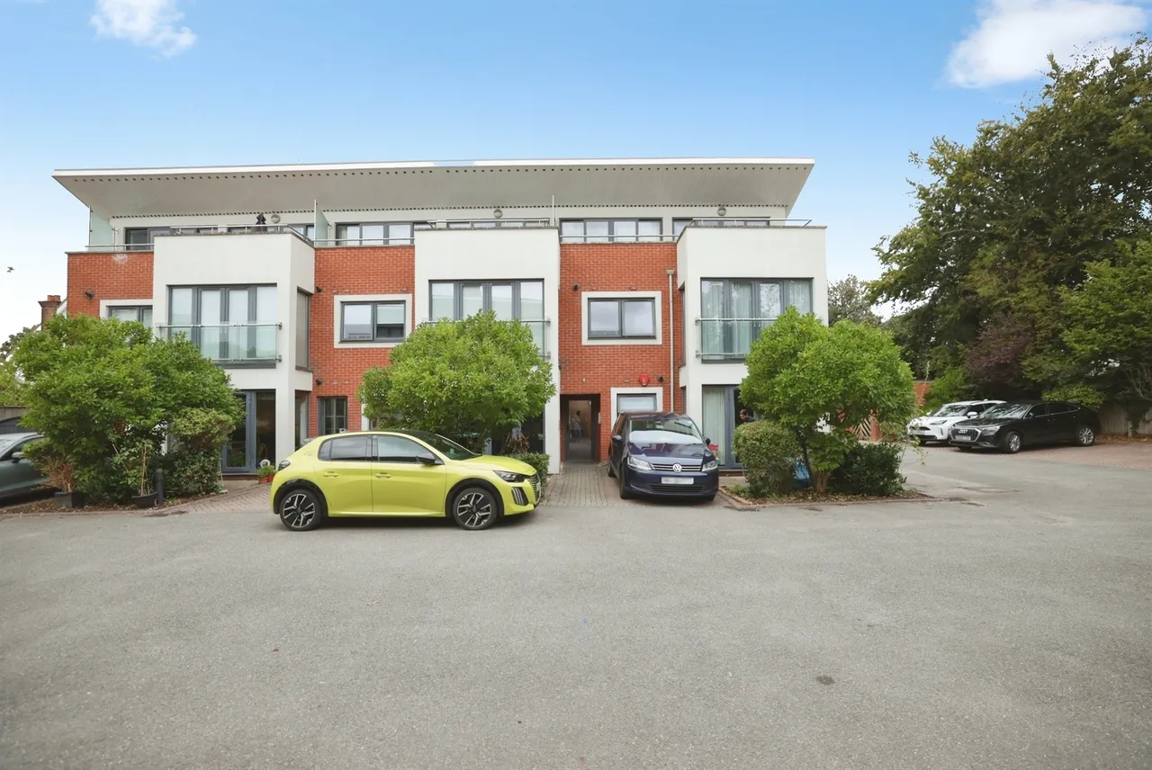 Skyline Mews, High Wycombe, HP12, photo 18
