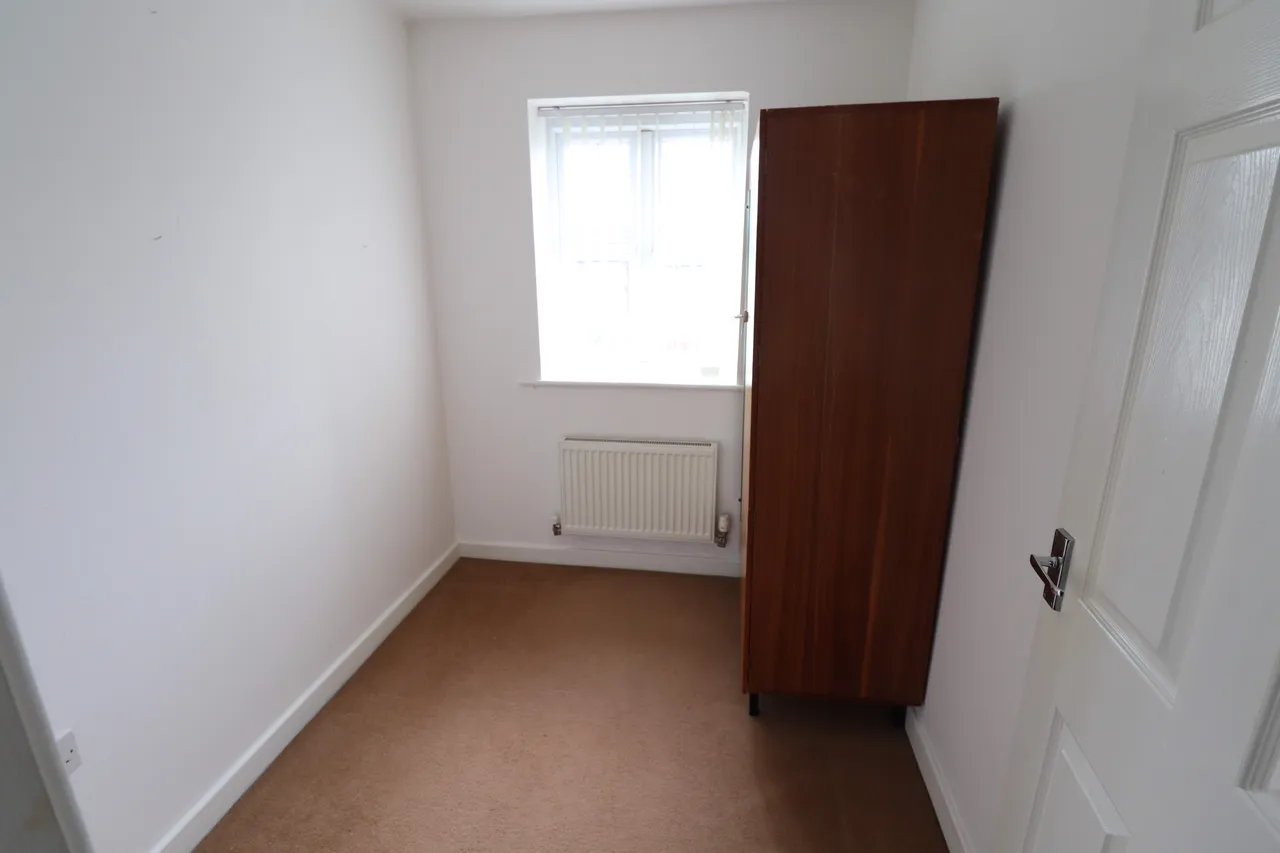 Fender Way, Prenton, CH43, photo 4